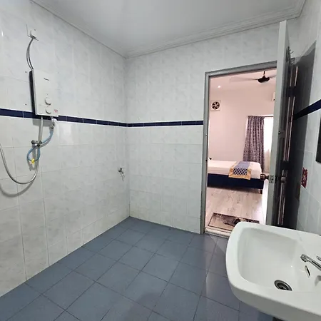 Melody Whole Or Suite Room Muar Exterior photo