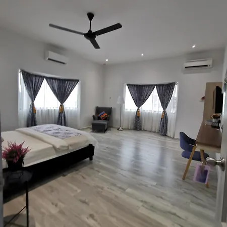 Melody Whole Or Suite Room Muar Exterior photo