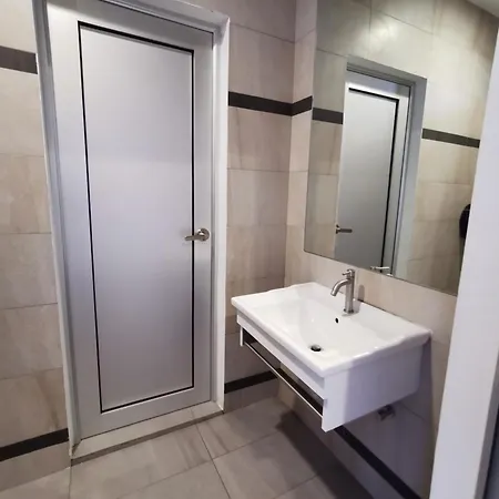 Melody Whole Or Suite Room Muar Exterior photo