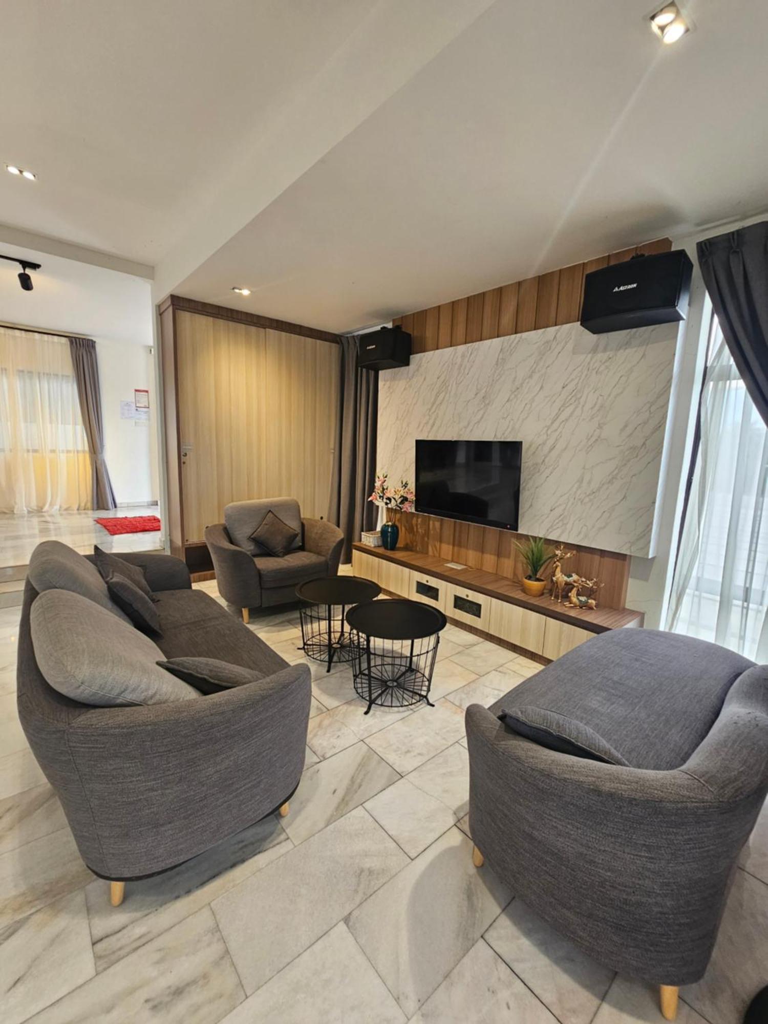 Homestay Melody Whole Or